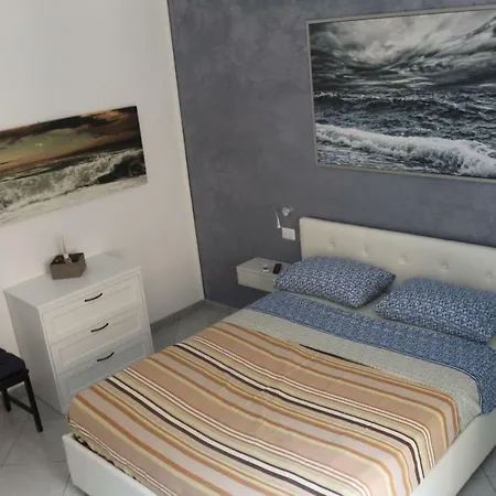 Oda ve Kahvaltı Del Corso Cefalù